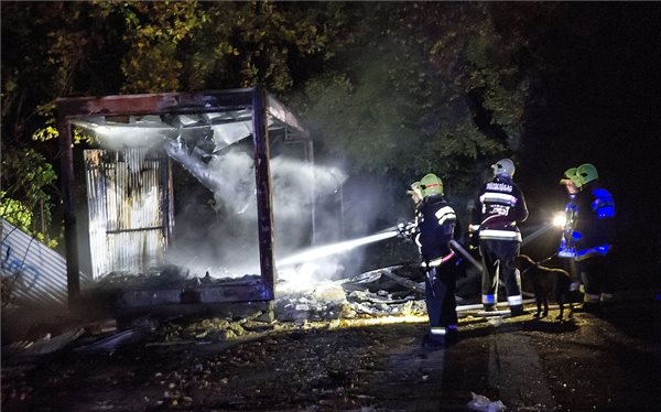 Konténertűzben meghalt egy ember Budapesten